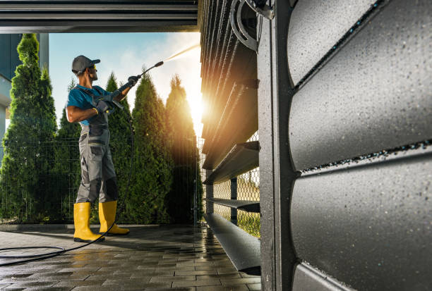 Best Restaurant Pressure Washing  in Clinton, MI